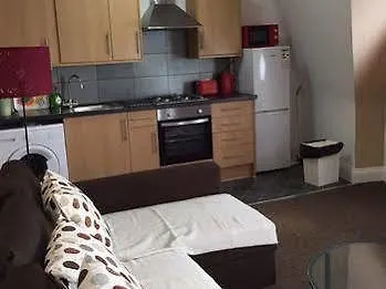 Ilford Central Luxury Apartments 0*,